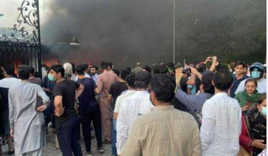 پی ٹی آئی پرتشدد احتجاج کے دوران 145 اہلکار زخمی ، 1300 سو شر پسند گرفتار: پولیس 