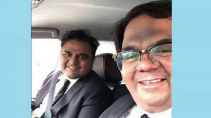 12 گھنٹے کی تگ و دو کے بعد پولیس  پی ٹی آئی رہنما فواد چودھری کو گر فتار کرنے میں کامیاب 