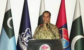 کسی نے استعفیٰ دیا نہ حکم عدولی کی ، فوج آرمی چیف کی قیادت میں متحد ہے: آئی ایس پی آر