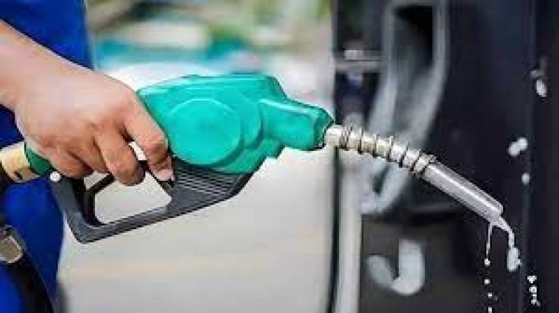 پیٹرول کی قیمت میں کمی