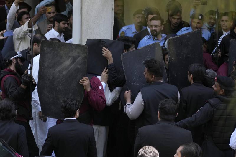 چیئرمین پی ٹی آئی سانحہ 9 مئی کے ماسٹر مائنڈ قرار 