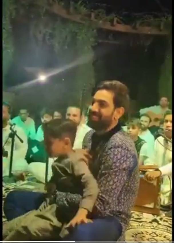 حارث رؤف کی شادی کی تقریبات کا آغازہوگیا،قوالی نائیٹ کی خصوصی تقریب، فاسٹ بائولر خوب محظوظ ہوئے 