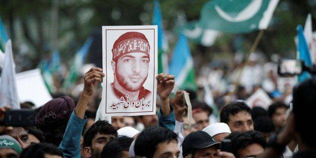 تحریک آزادی کشمیر کے چمکتے ستارے برہان وانی شہید کی آج ساتویں برسی منائی جا رہی ہے
