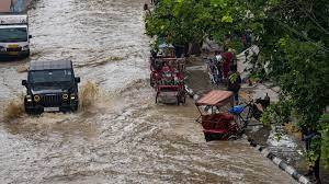 مون سون کی شدید بارشیں: نئی دہلی ڈوب گیا ، کم از کم 15 افراد ہلاک 