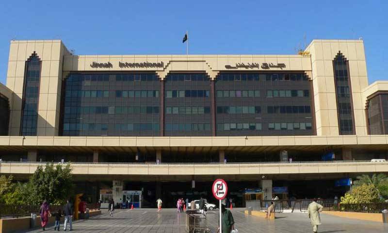 ایرانی شہری کی پاکستانی پاسپورٹ پر قطر جانے کی کوشش ناکام، ایف آئی اے نے گرفتار کر لیا 