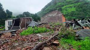 مہاراشٹر میں لینڈ سلائیڈنگ،مکانات ملبے کاڈھیر،100 سے زائدافراد دب گئے 