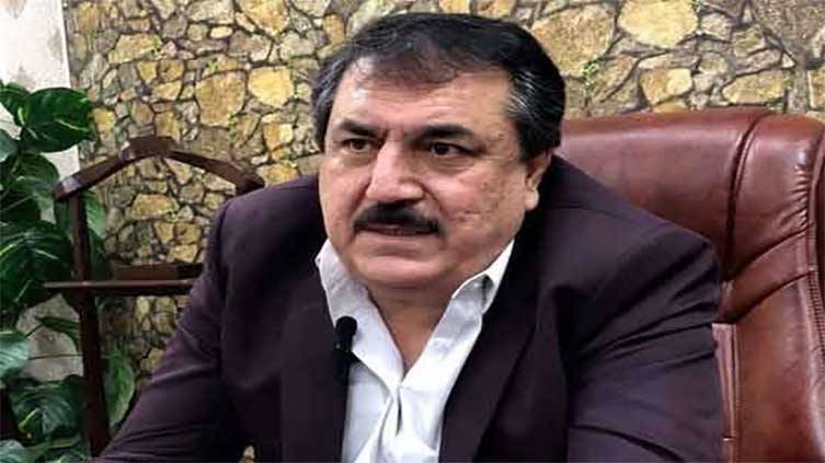 نگراں وزیر کے پی شاہد خٹک عہدے سےمستعفی 