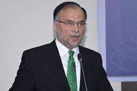 سابق حکومت نے سی پیک کو سکینڈلائز کرکے اس کی رفتار کو متاثر کیا: احسن اقبال