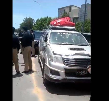 کراچی کے علاقے ڈیفنس میں فائرنگ، پی پی کے ایم پی اے اسلم ابڑو کے بھائی اکرم ابڑو جاں بحق
