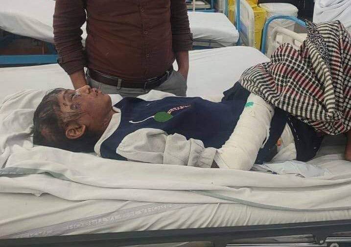 نیو نیوز سرگودھا کی گھریلو ملازمہ کی آواز بن گیا، زندگی و موت کی کشمکش میں مبتلا 14 سالہ رضوانہ کوزہر دیے جانے کا انکشاف، 48 گھنٹے اہم ہیں: پروفیسر الفرید ظفر 