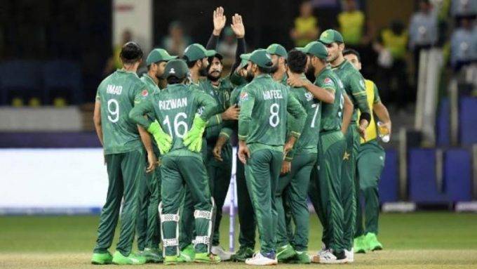 پاکستان کرکٹ ٹیم کو    بھارت بھیجنےکافیصلہ،  گرین شرٹس کو ورلڈ کپ کے لیے حکومت کی  اجازت مل گئی 