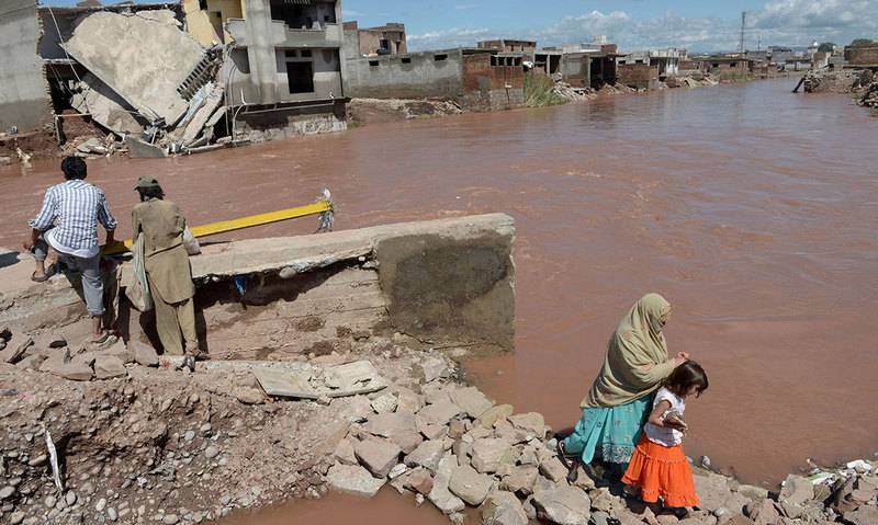 بارشوں اور سیلاب نے تباہی مچا دی،لاکھوں افراد بے گھر، فصلیں تباہ، ہزاروں مویشی بہہ گئے