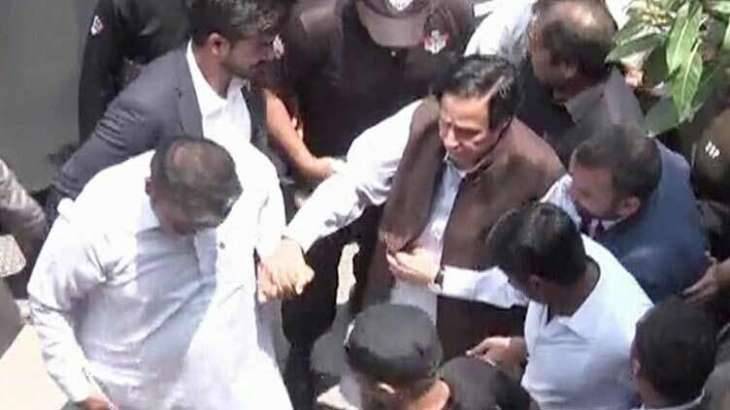 عدالتی حکم کے برعکس پرویز الٰہی کی گرفتاری، توہین عدالت کی درخواست دائر