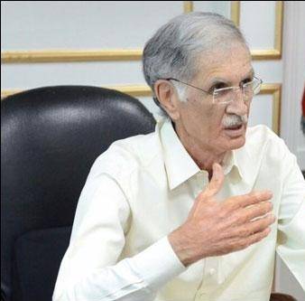 چیئرمین پی ٹی آئی نے جن لوگوں کی وجہ سےحکومت بنائی آج وہ میرے ساتھ ہیں،انتخابات تک پی ٹی آئی کا خیبرپختونخوا سے صفایا کردیں گے: پرویز خٹک