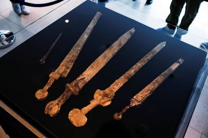 یہودی باغیوں کی مال غنیمت ,رومی دور کی  تلواریں،اسرائیل سے دریافت