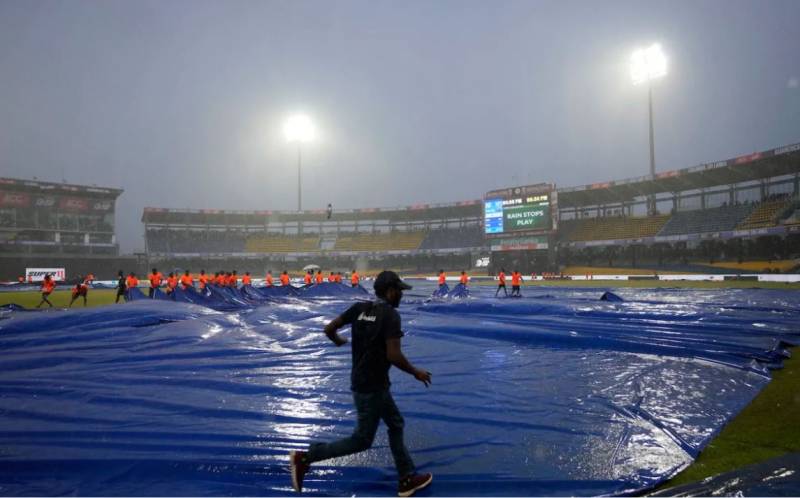 ایشیا کپ: بارش کی وجہ سے  پاکستان اور بھارت کا  میچ معطل ، فیصلہ ریزرو ڈے پر ہوگا 