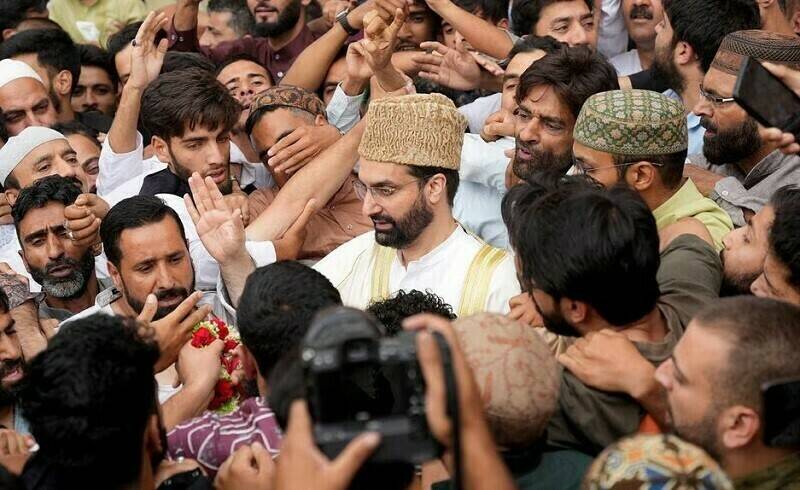 اختلافات کو طاقت نہیں بات چیت سے حل کیا جائے: میر واعظ عمر فاروق، 4 سال بعد رہا