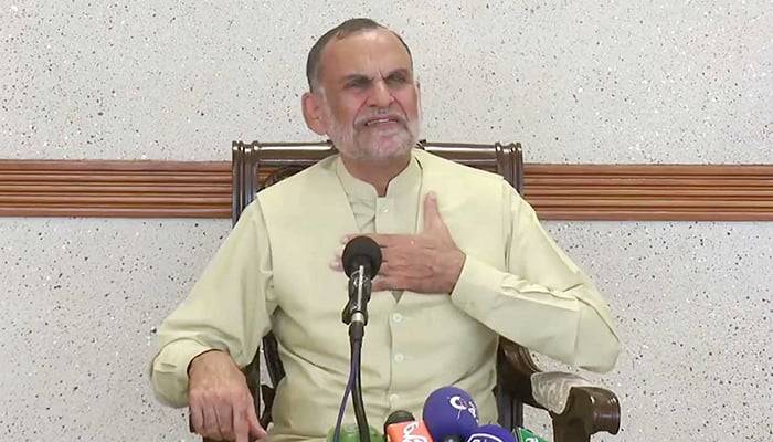 متنازع ٹویٹس کیس، اعظم سواتی کے دائمی وارنٹ جاری