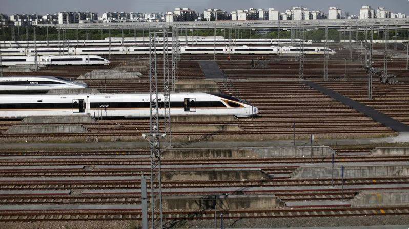 چین نے پہلی کراس -سی بلٹ ٹرین لائن کا آغاز کر دیا