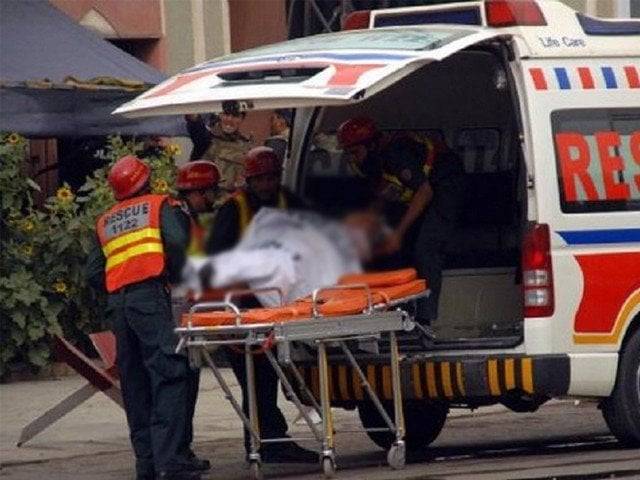 کار اور ٹریلر میں تصادم، 5 افراد جاں بحق