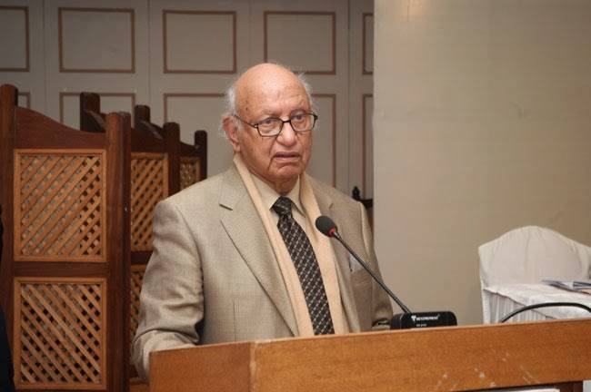 سابق وزیر قانون ایس ایم ظفر انتقال کرگئے 