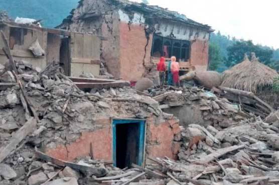 ہولناک زلزلہ ، متعدد عمارتیں ملبے کا ڈھیر  بن گئیں ،128 افراد ہلاک 