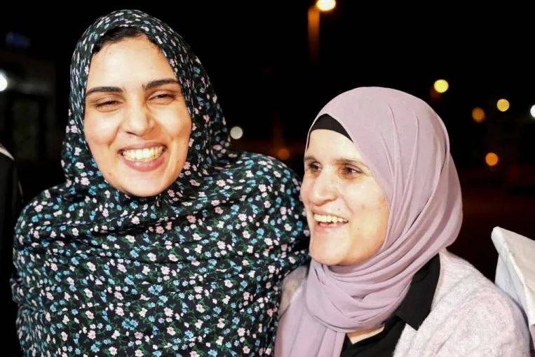  فلسطینی قیدیوں کی جنگ بندی معاہدے کے تحت رہائی کےبعدخوشیوں کے مناظر