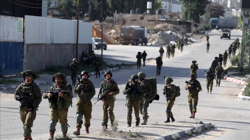 اسرائیل یرغمالیوں کی رہائی کے باوجود اپنی بربریت سے باز نہ آیا, مقبوضہ مغربی کنارے میں اسرائیلی حملے جاری، 6 فلسطینی شہید