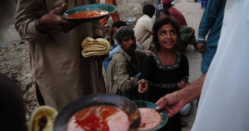 پاکستان کی  82.8% آبادی صحت مند خوراک کی استطاعت سے محروم