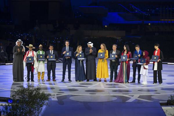 عالمی ماحولیاتی کانفرنس: پاکستانی سکول نے 'زاید سسٹین ایبیلٹی ایوارڈ' جیت لیا