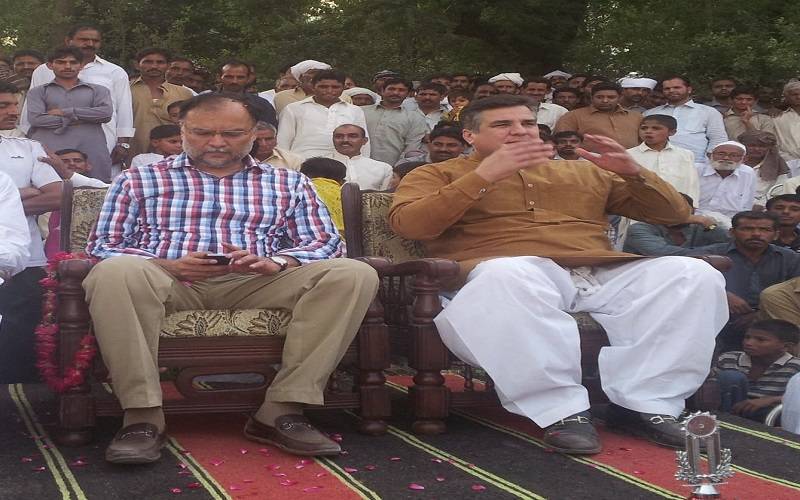کیا پاکستان میں زیادہ بچے پیدا ہونے کا ذمہ دار بھی میں ہوں؟ احسن اقبال کا دانیال عزیز سے سوال 