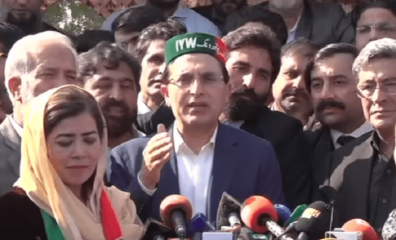 پی ٹی آئی الیکشن قانون کے مطابق نہیں تھے، کالعدم قرار دیے جائیں: الیکشن کمیشن میں درخواست دائر 