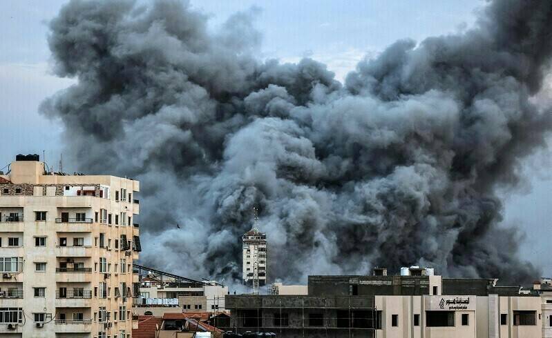  اسرائیلی فوج کی غزہ میں 2 اسکولوں پر بمباری، 50 فلسطینی شہید 