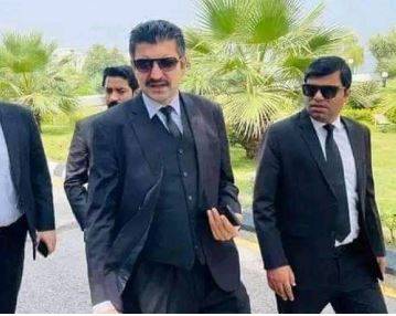  پی ٹی آئی کے سینئرنائب صدر شیر افضل مروت کی گرفتاری کی اطلاعات