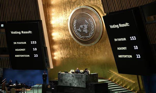 اقوام متحدہ جنرل اسمبلی، امریکہ کی مخالفت کے باوجود غزہ میں فوری جنگ بندی کی  قرارداد منظور