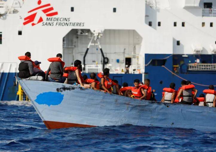 سمندر نے  غیر قانونی تارکین وطن کو آغوش میں لے لیا، لیبیا میں  کشتی ڈوب گئی، 61 تارکین وطن لاپتہ