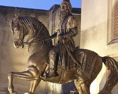 مہاراجہ رنجیت سنگھ کا مجسمہ شاہی قلعہ کی بجائے  کرتارپور صاحب میں نصب کرنے کا فیصلہ 