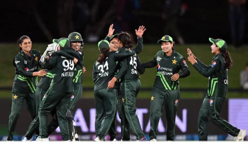 تیسرا ون ڈے ،پاکستان ویمن نےسنسنی خیز مقابلے کے بعد  نیوزی لینڈ کو سپر اوور میں شکست دیدی