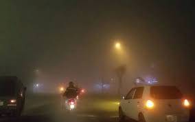 دھند میں راستے ہوگئے گم ،موٹرویز بند