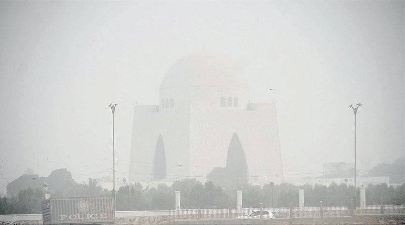 شہر قائد آلودگی کی لپیٹ میں،فہرست میں تیسرے نمبر پر