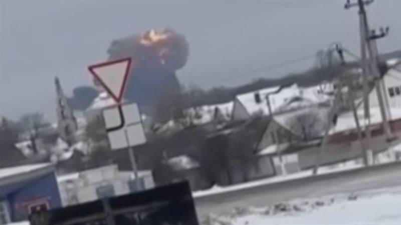 روسی فوجی ٹرانسپورٹ طیارہ یوکرین کی سرحد کے قریب  گر کر تباہ، 65 یوکرینی جنگی قیدی ہلاک