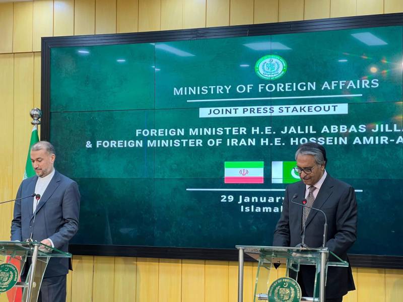 پاکستان کی سیکیورٹی مقدم ،سرحد پر موجود دہشت گرد دونوں ملکوں کیلئے خطرہ ہیں: ایرانی وزیر خارجہ 