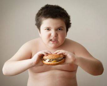  برطانیہ میں چھوٹے بچے موٹاپے کاشکار