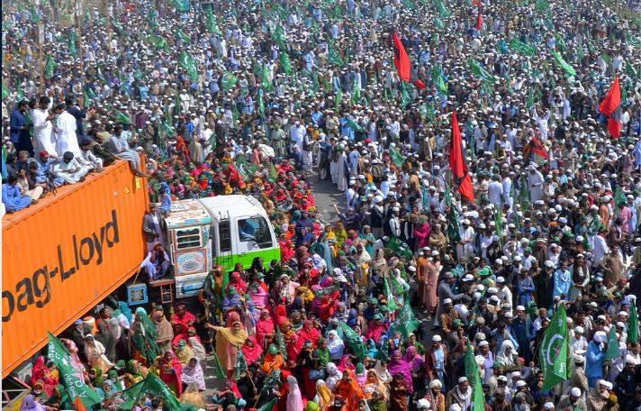 زرداری نے ایسا کون سا کارنامہ کیا انہیں چوتھی مرتبہ سندھ دیا گیا:جی ڈی اے کا سندھ پنجاب سرحد پر دھرنا