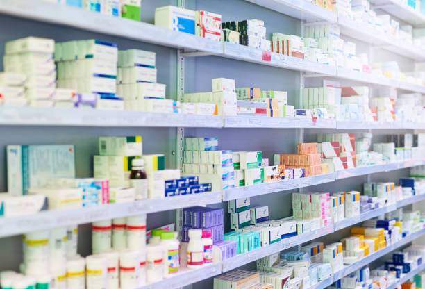حکومت نے مریضوں کو فارما سیوٹیکل کمپنیوں کے رحم و کرم پر چھوڑ دیا، مرضی کی قیمتوں پر ادویات فروخت کرنے کی اجازت 