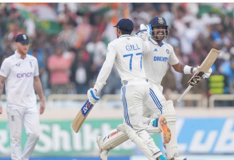 چوتھا ٹیسٹ: بھارت  نے انگلینڈ کو 5 وکٹوں سے شکست دے کر  سیریز میں فیصلہ کن برتری حاصل کرلی