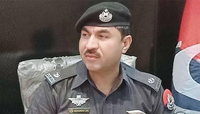 مردان میں دہشت گردوں کی فائرنگ سے ایس پی اعجاز خان شہید