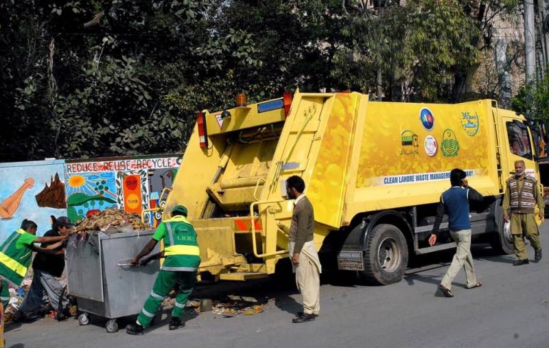  لاہور میں کوڑا ٹیکس کے نفاذ کے حوالے سے سفارشات پیش 