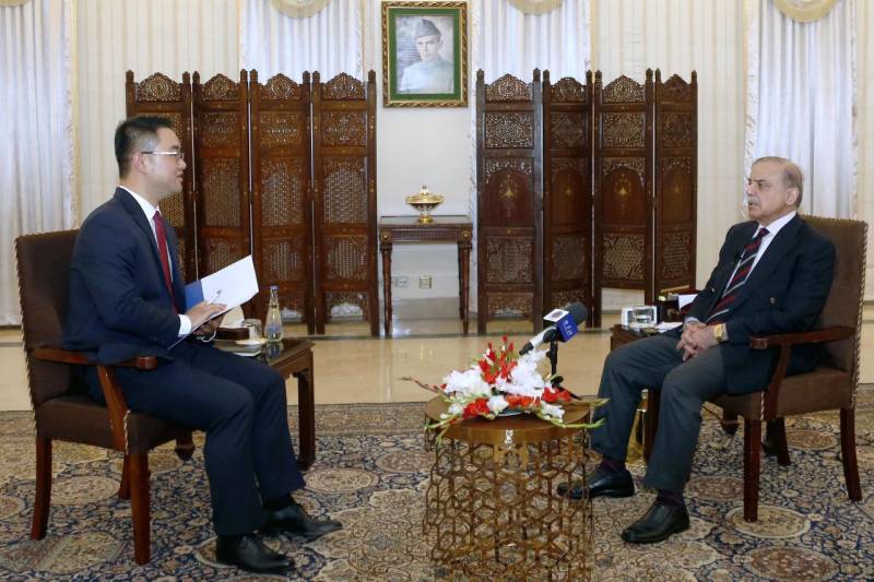 پاکستان، چین مشترکہ ترقی اور خوشحالی کے لیے مل کر آگے بڑھیں گے: وزیر اعظم شہباز شریف