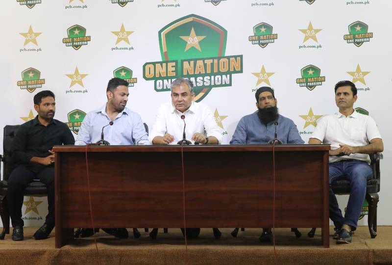 چیئرمین پی سی بی نے 7 رکنی سلیکشن کمیٹی کا اعلان کردیا، کوئی چیئرمین نہیں ہوگا، تمام ممبران کو یکساں پاور حاصل ہوگی